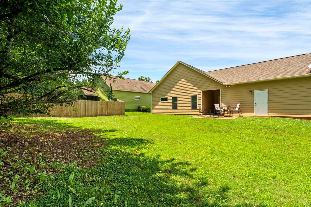 2227 AUTUMN RIDGE WAY