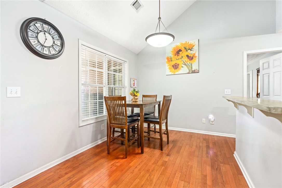 1718 POST OAK COURT
