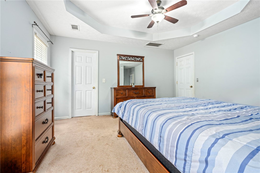 1718 POST OAK COURT