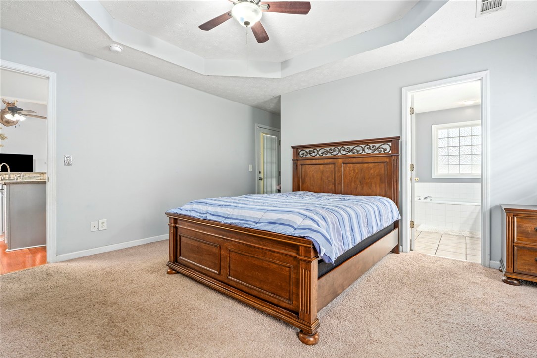 1718 POST OAK COURT