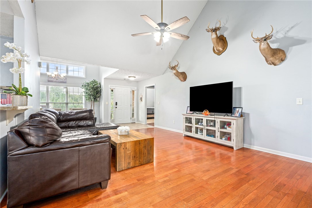1718 POST OAK COURT