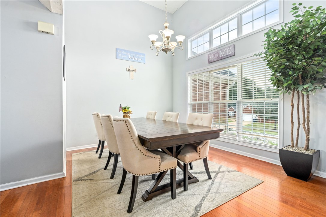 1718 POST OAK COURT