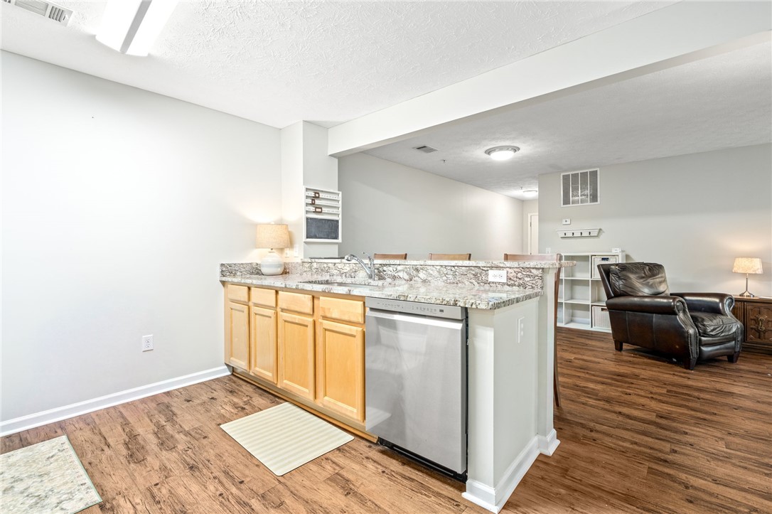 1385 S DONAHUE DRIVE 2103