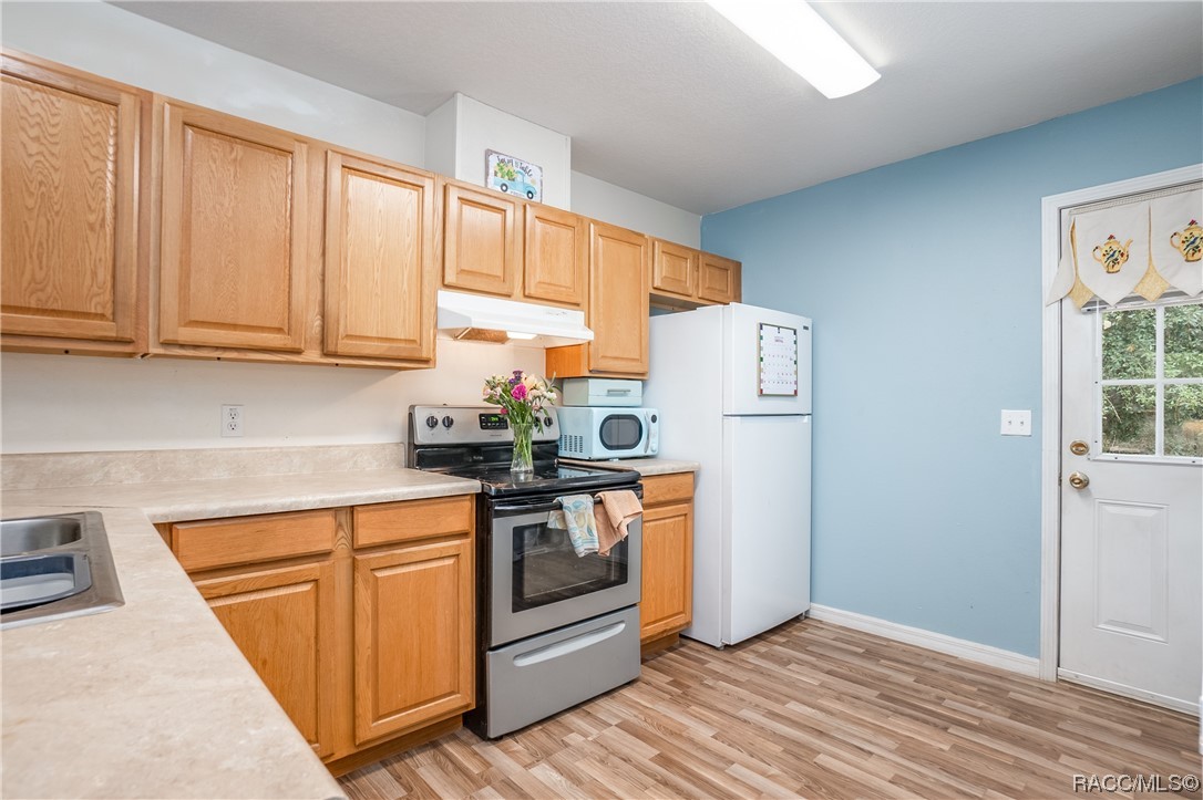 8574 N Catapane Loop