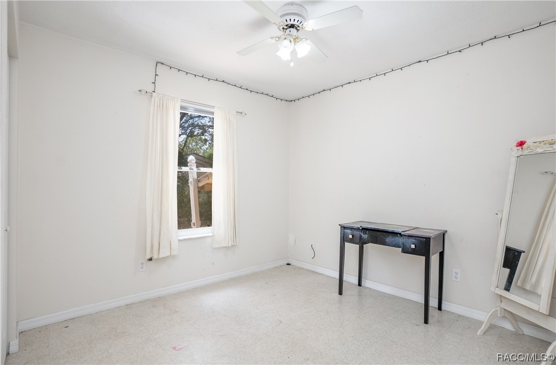 8574 N Catapane Loop