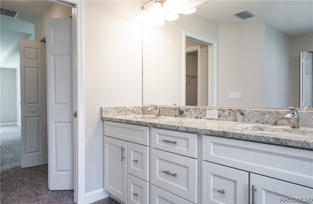 4117 N Saddletree Drive