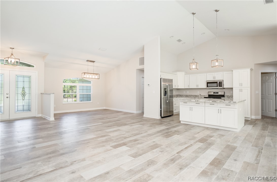 4117 N Saddletree Drive