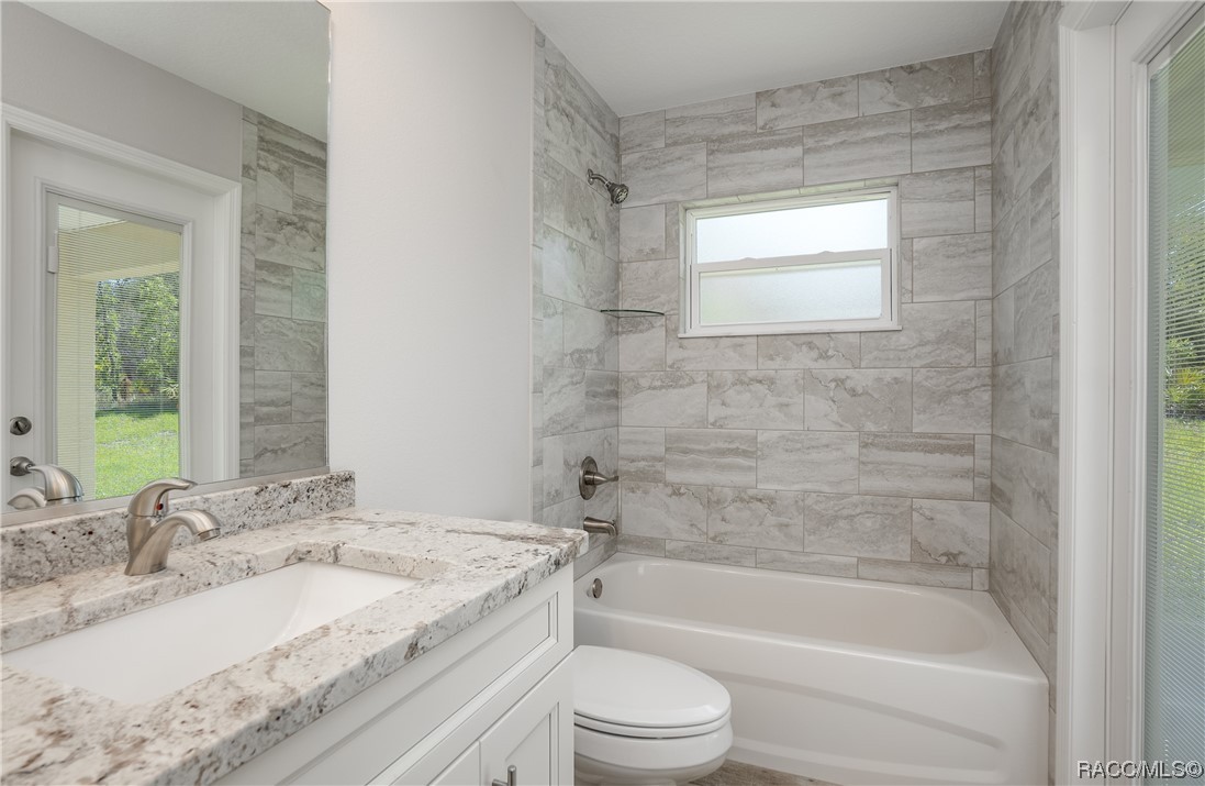 4117 N Saddletree Drive