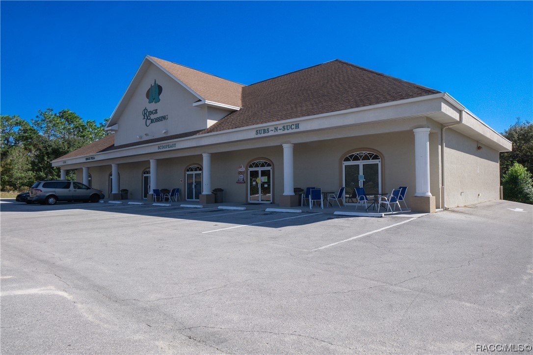 4117 N Saddletree Drive