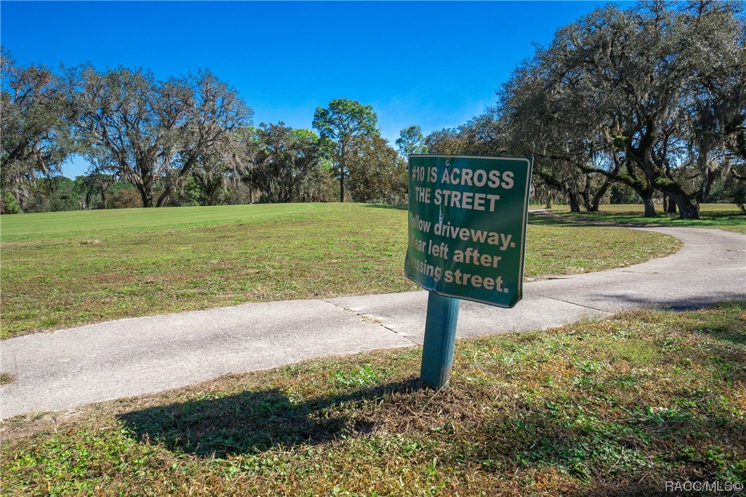 4117 N Saddletree Drive