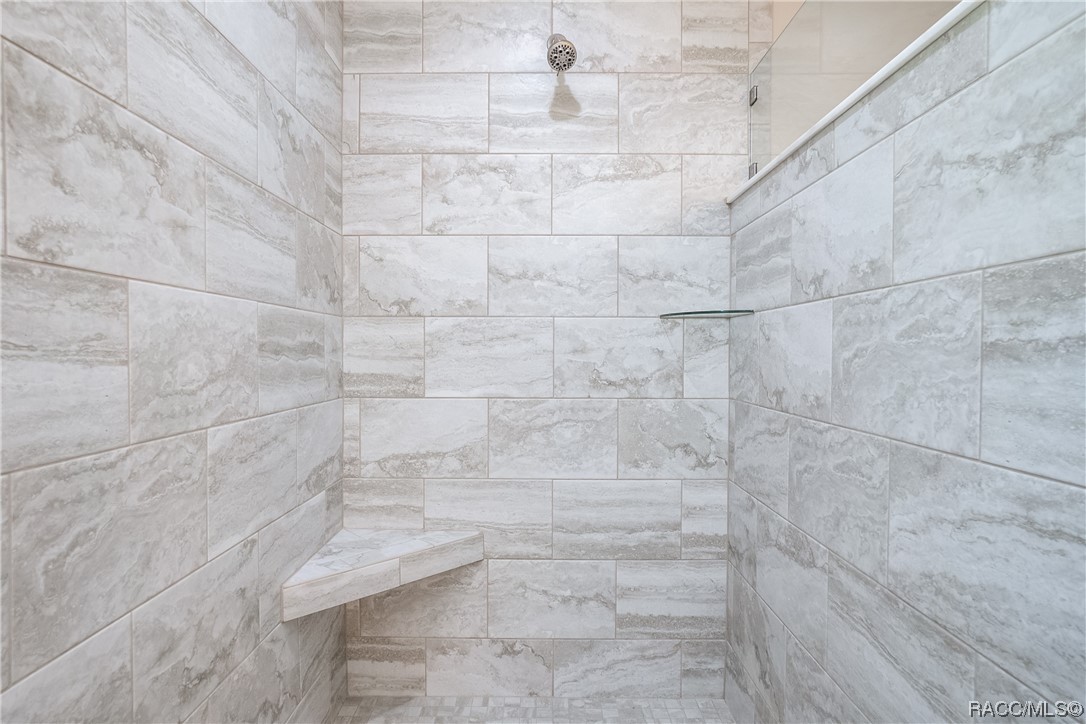 4117 N Saddletree Drive