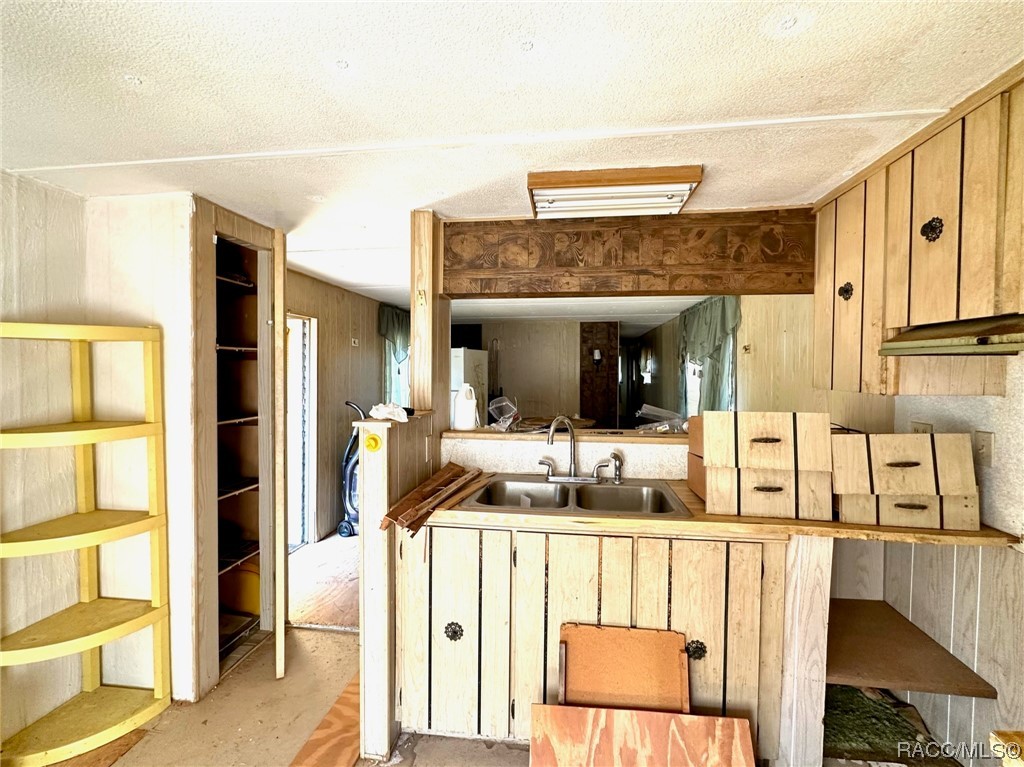 1071 E Van Gogh Court