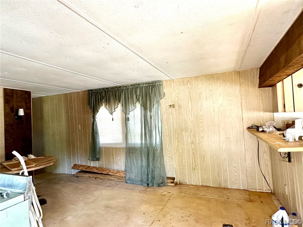 1071 E Van Gogh Court