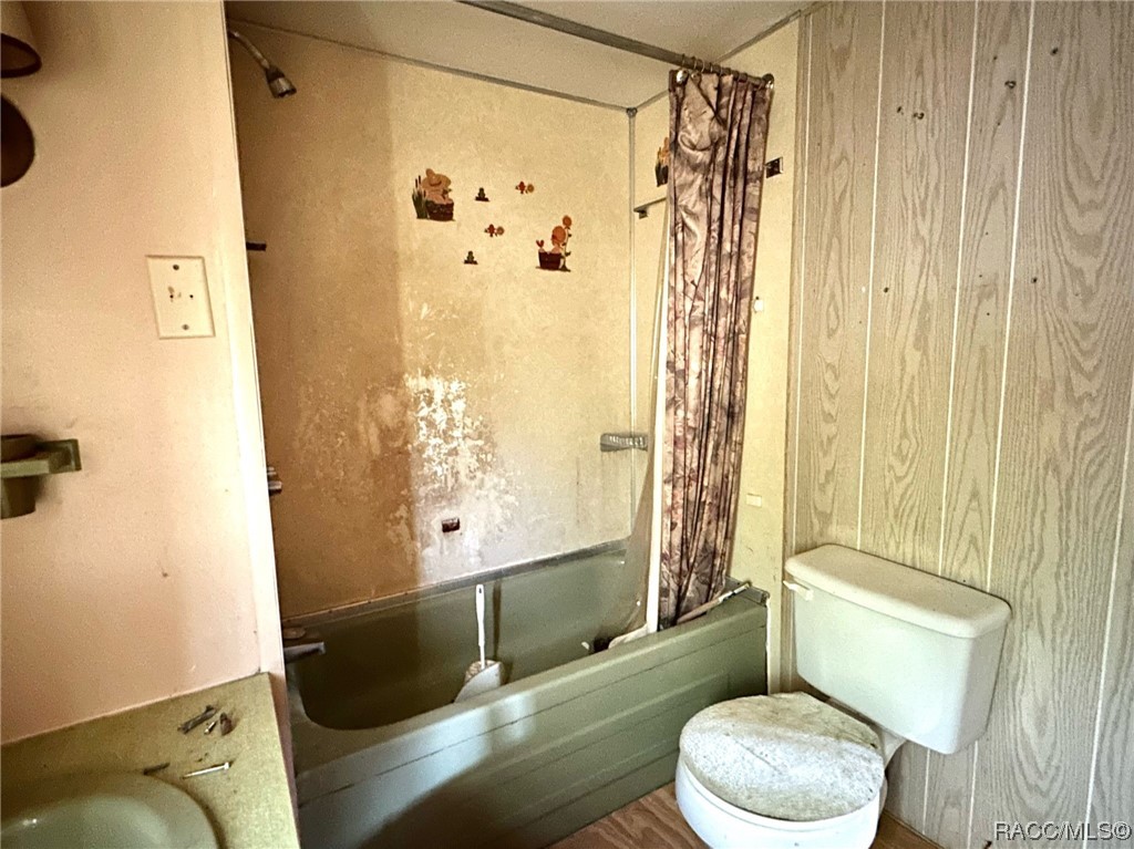 1071 E Van Gogh Court