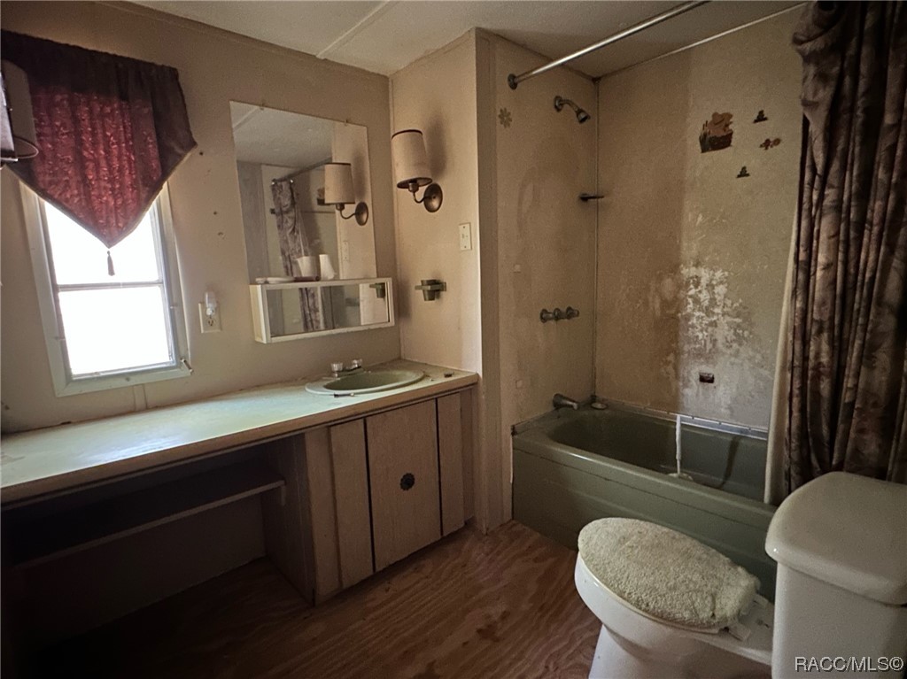 1071 E Van Gogh Court