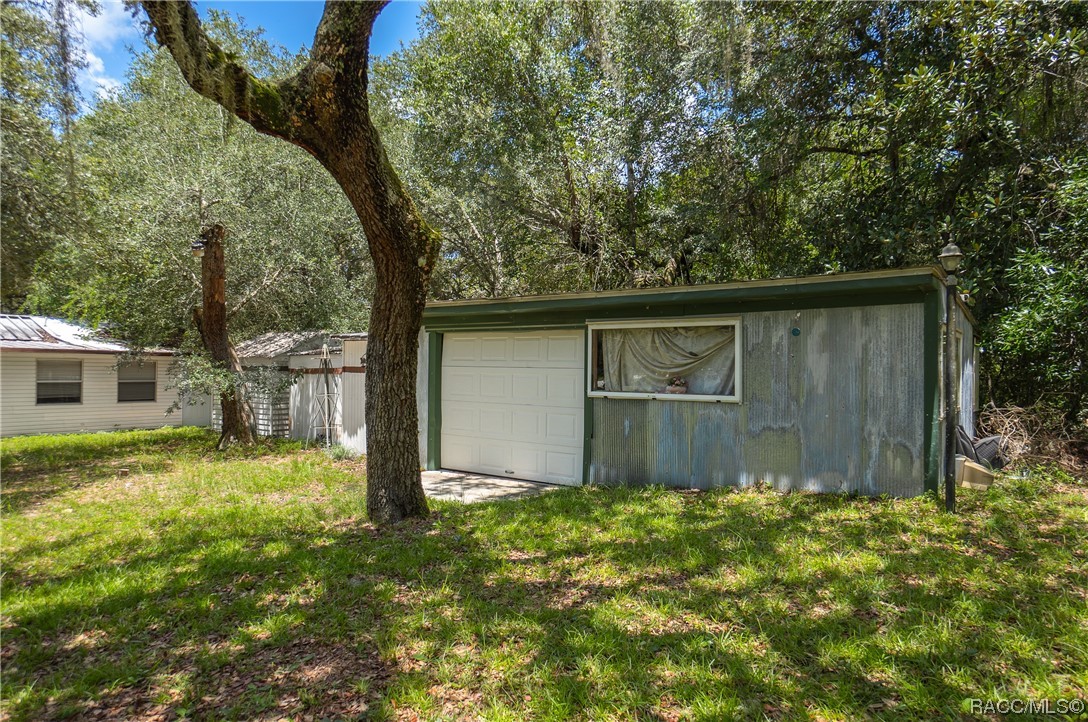 6911 S Withlapopka Drive