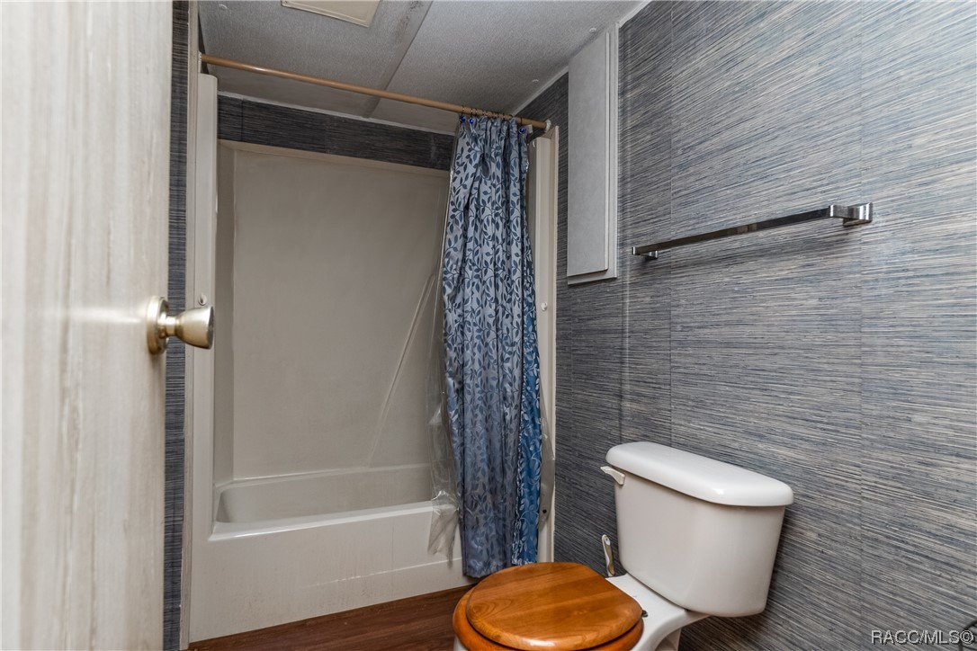 6911 S Withlapopka Drive