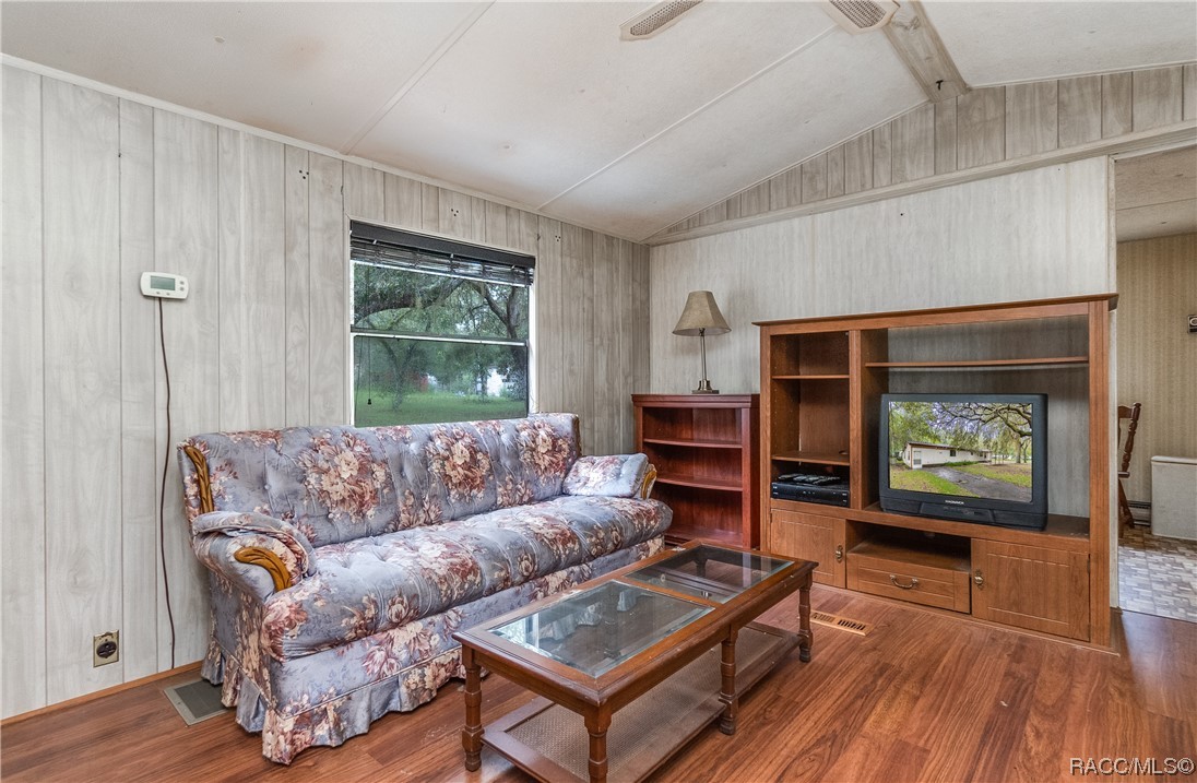 6911 S Withlapopka Drive