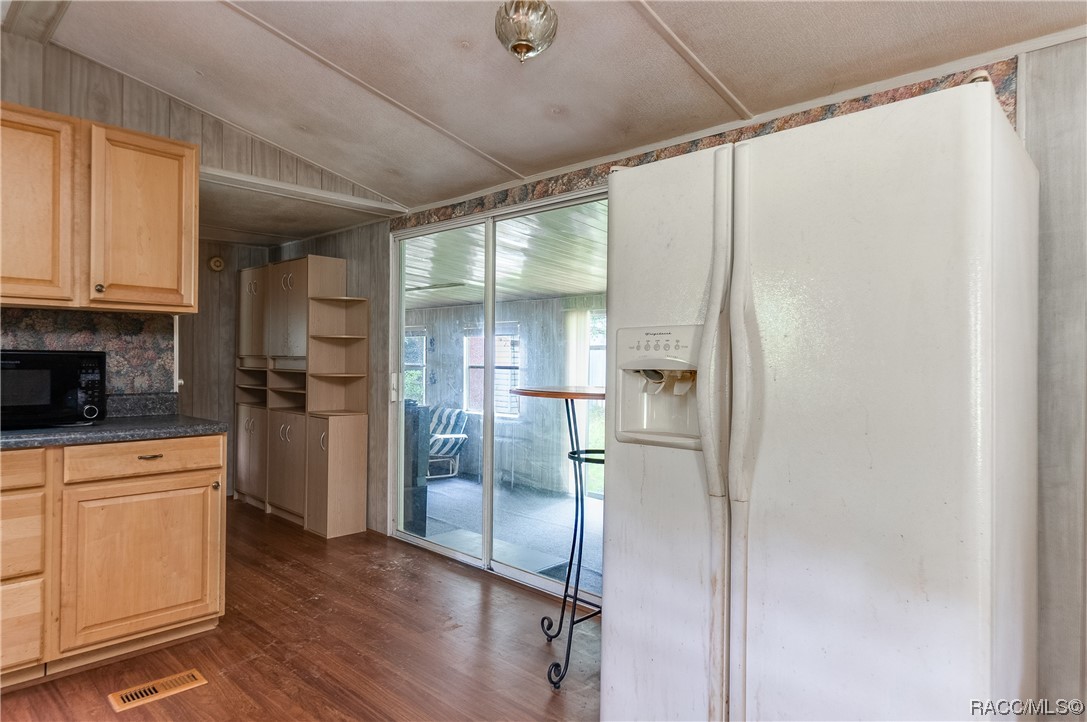 6911 S Withlapopka Drive