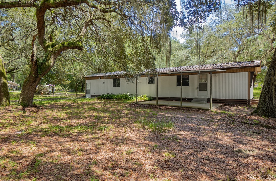 6911 S Withlapopka Drive