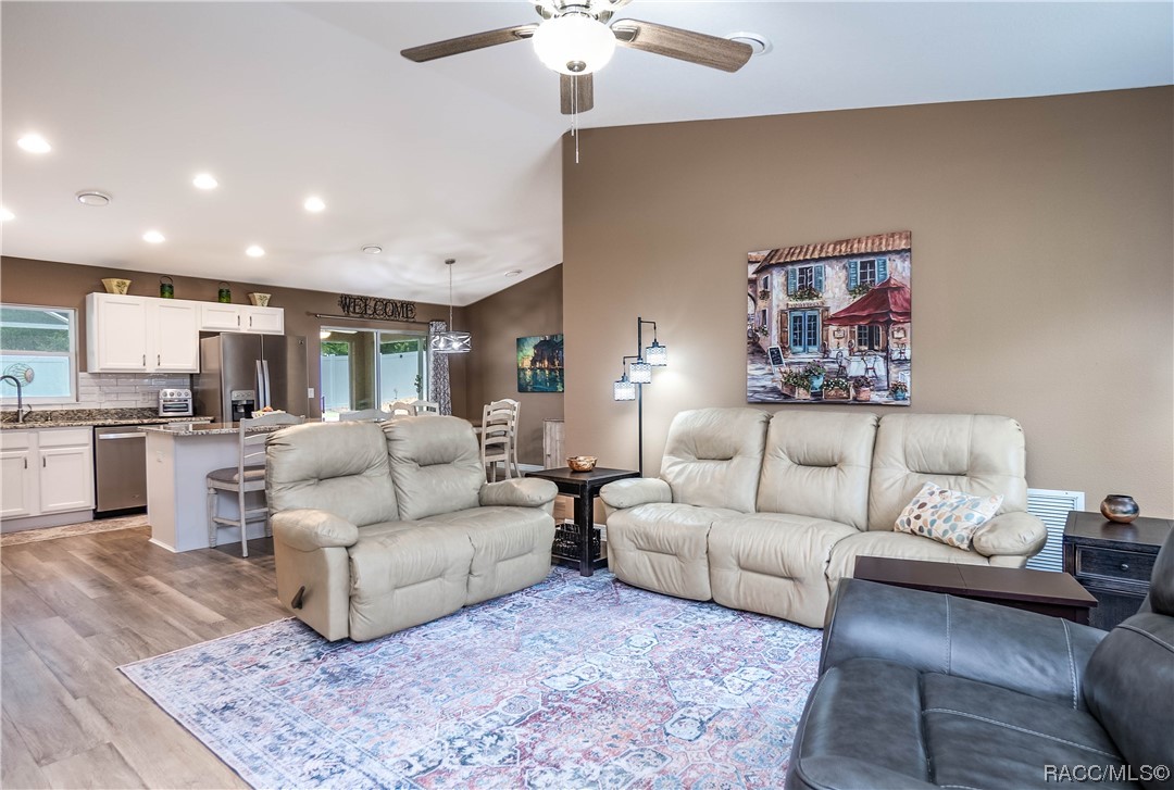 10557 N Haitian Drive