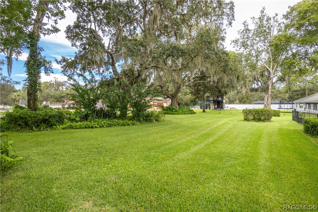 2908 S Skyline Drive