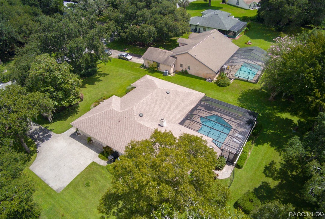 2908 S Skyline Drive