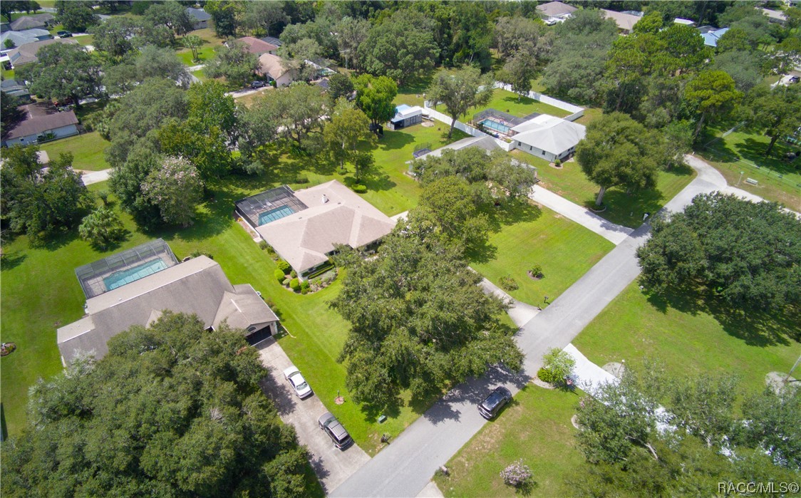 2908 S Skyline Drive