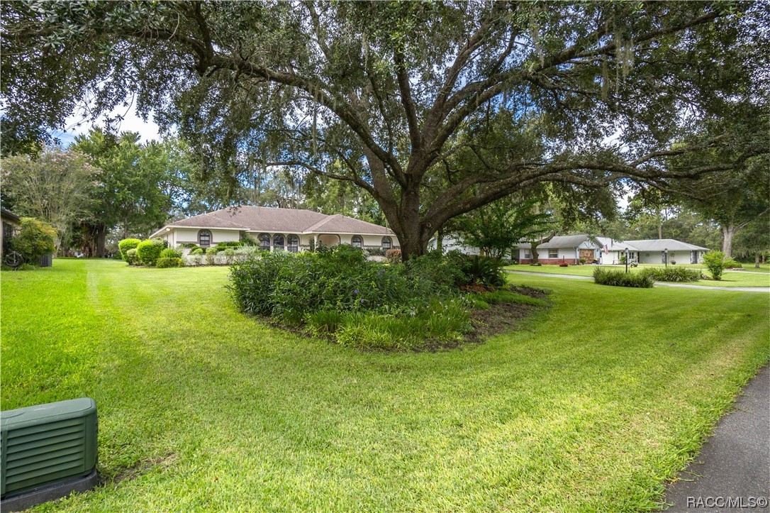 2908 S Skyline Drive