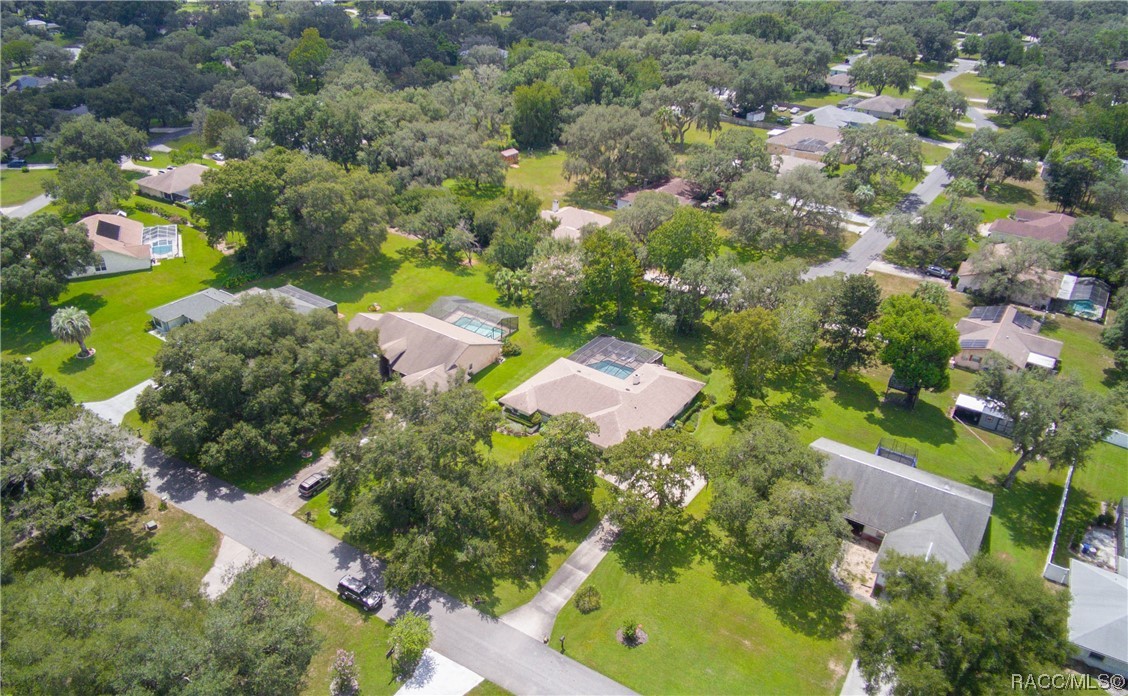 2908 S Skyline Drive