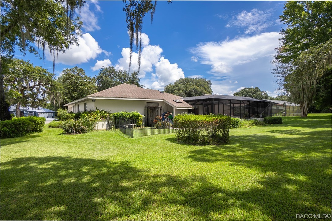 2908 S Skyline Drive