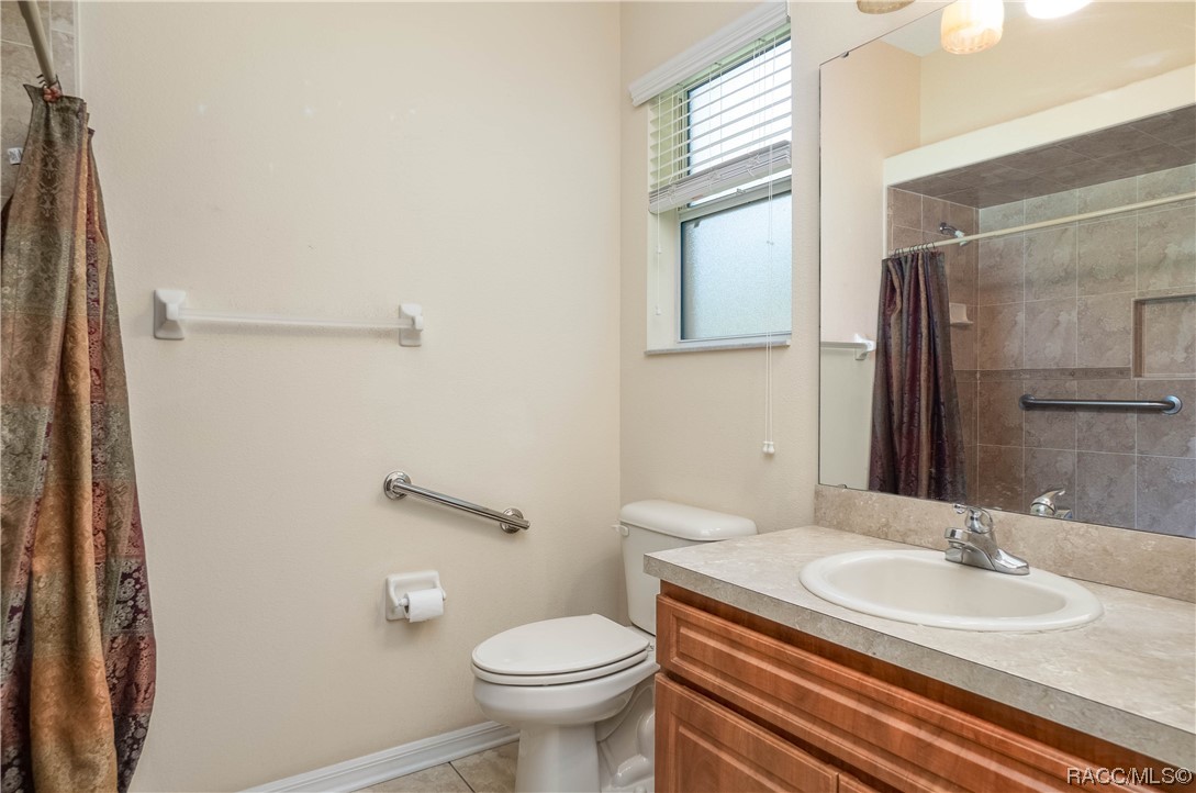 3504 N Eisenhower Avenue