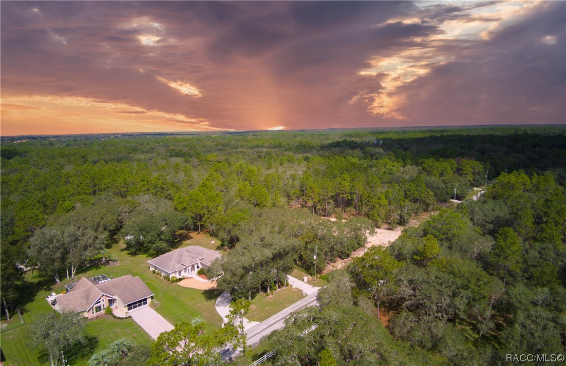 3504 N Eisenhower Avenue