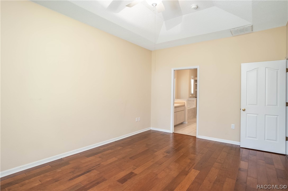 3504 N Eisenhower Avenue