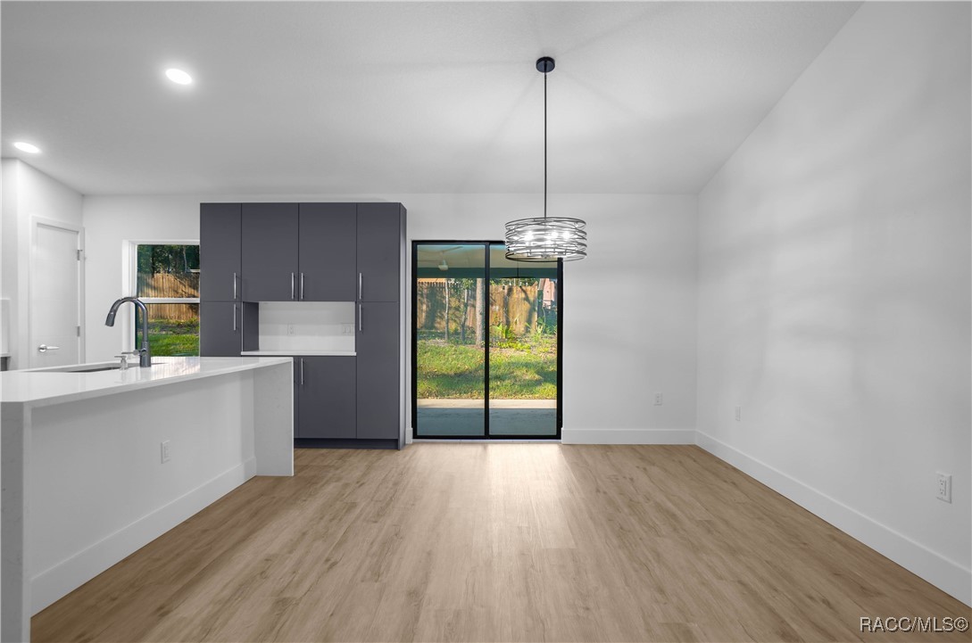 3027 E Griffin Street