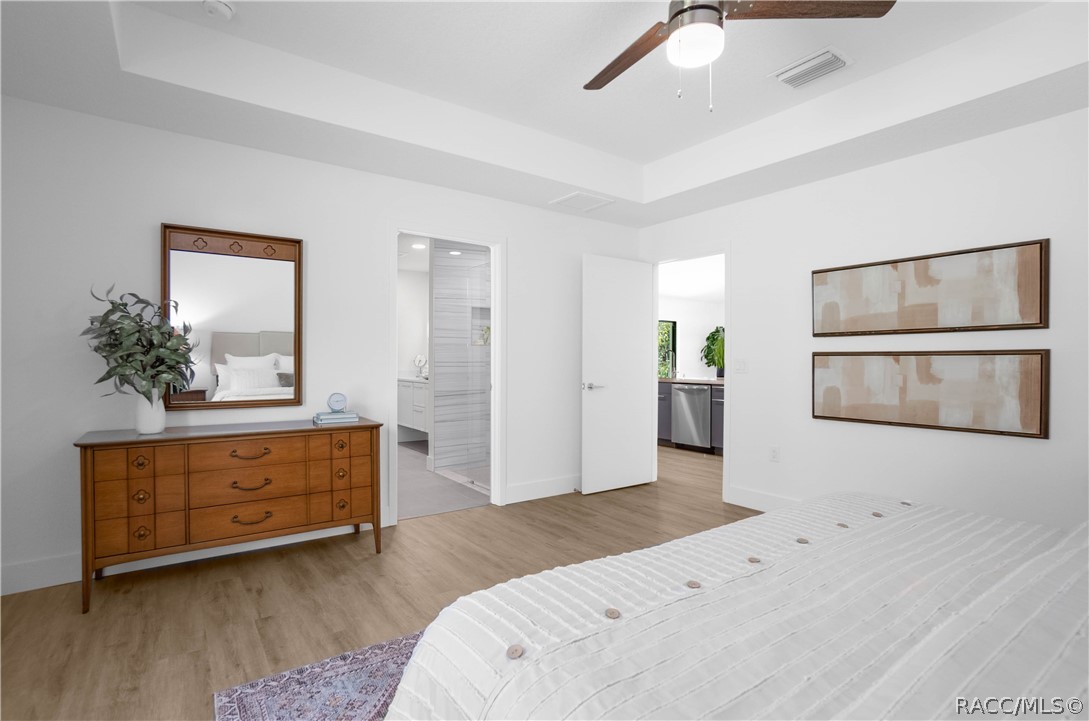 3027 E Griffin Street