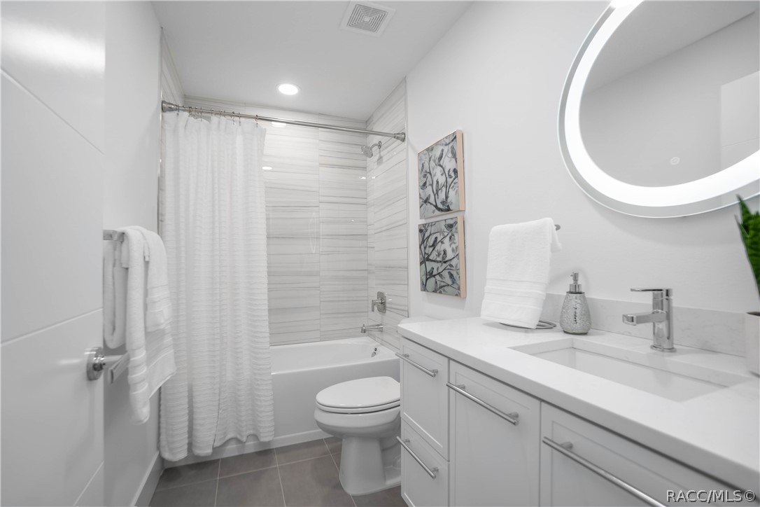 3027 E Griffin Street