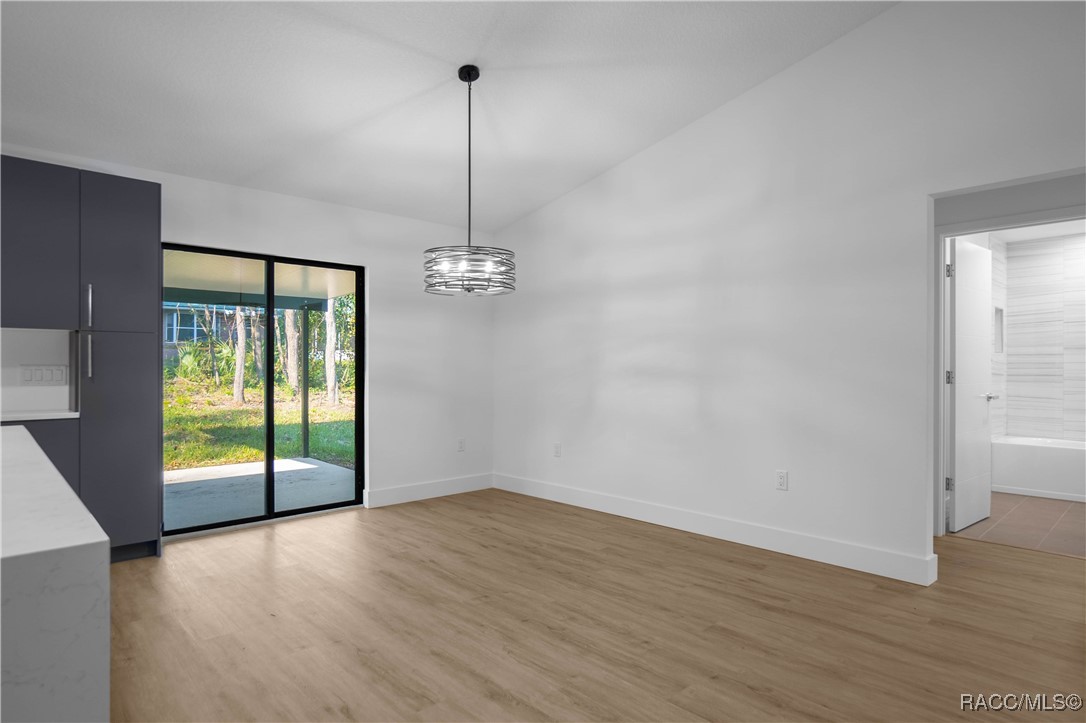 3027 E Griffin Street