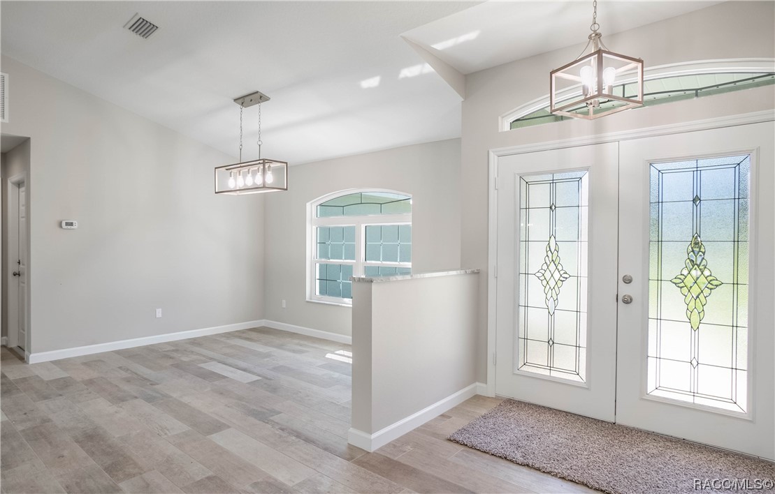 4571 N Grasstree Drive