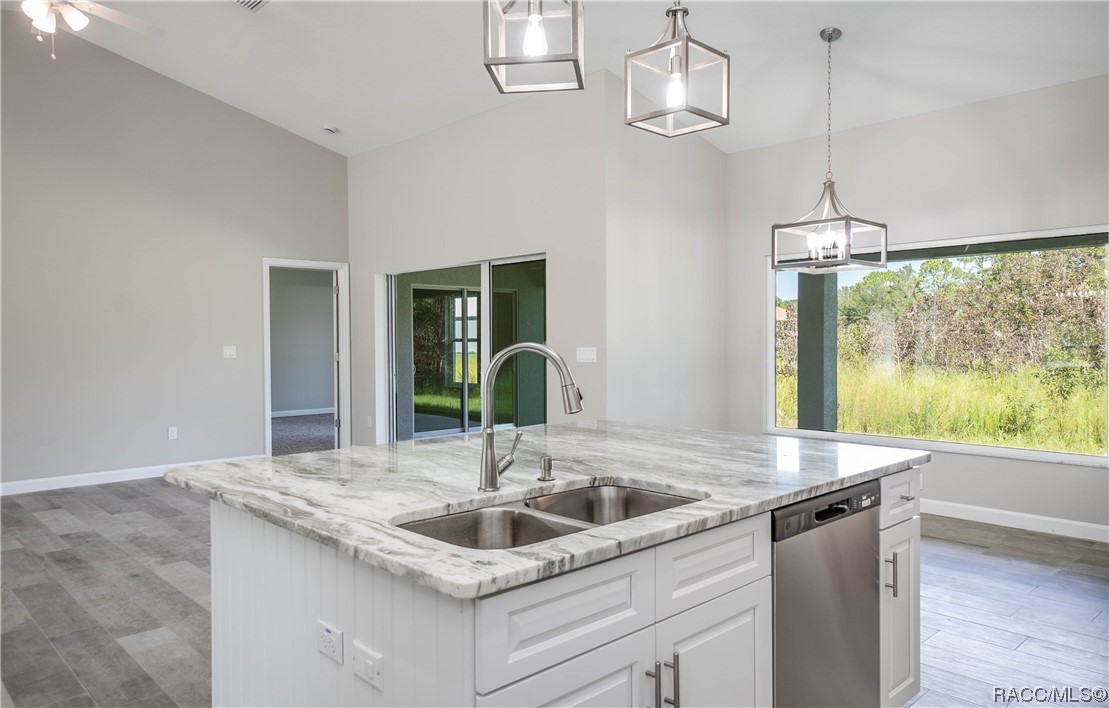 4571 N Grasstree Drive