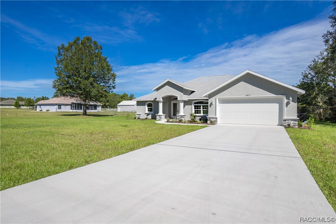 4571 N Grasstree Drive