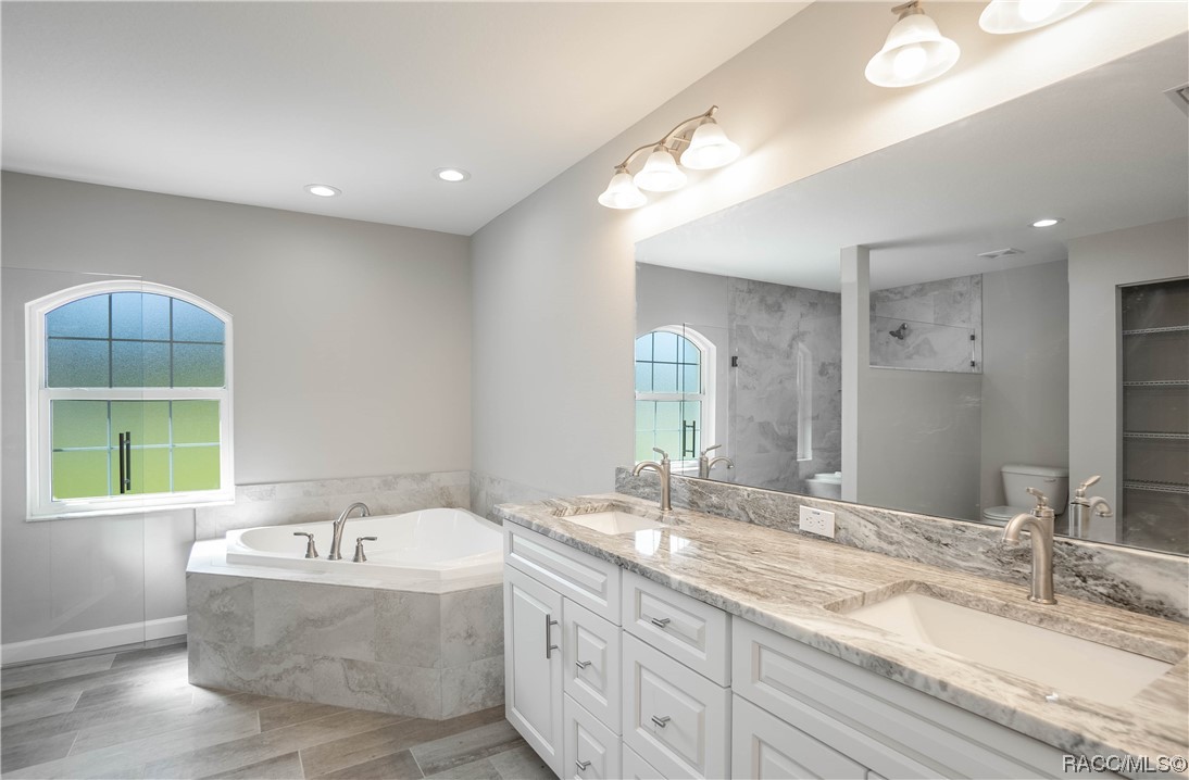 4571 N Grasstree Drive