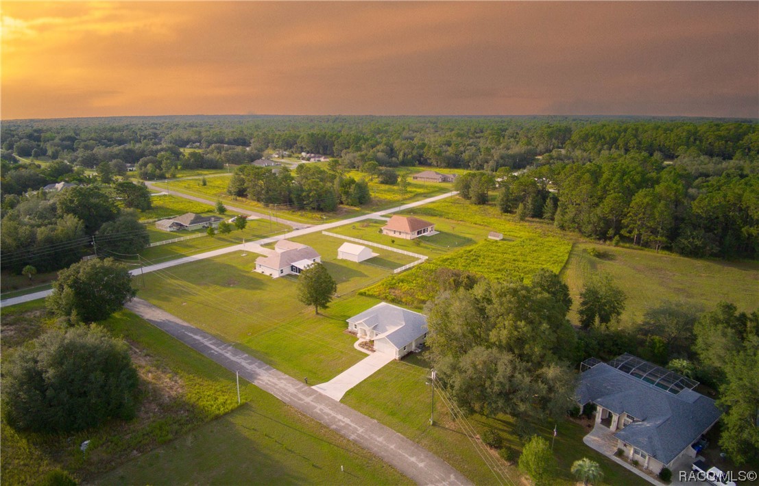 4571 N Grasstree Drive