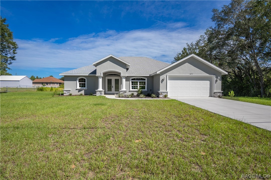 4571 N Grasstree Drive