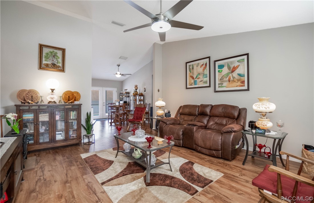 4468 N Moonglow Point