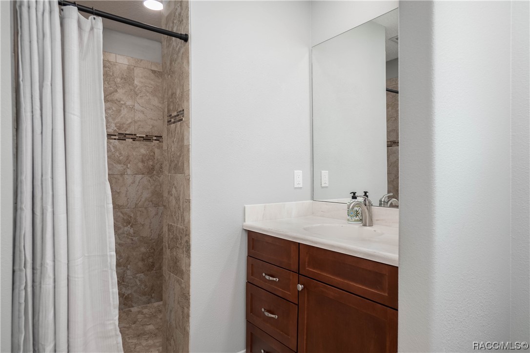 1788 N Ottawa Avenue