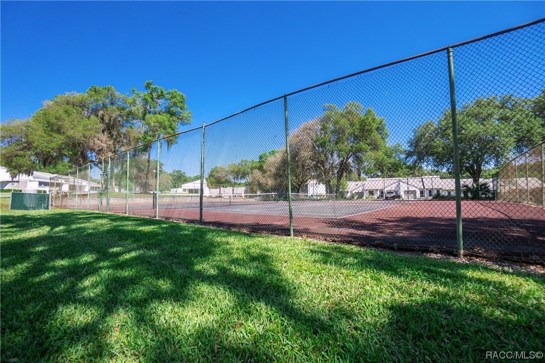 6838 E Queensbury Lane