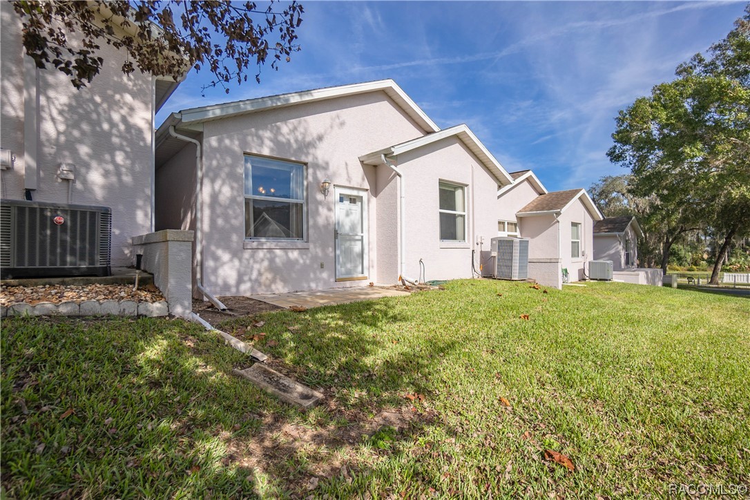 6838 E Queensbury Lane