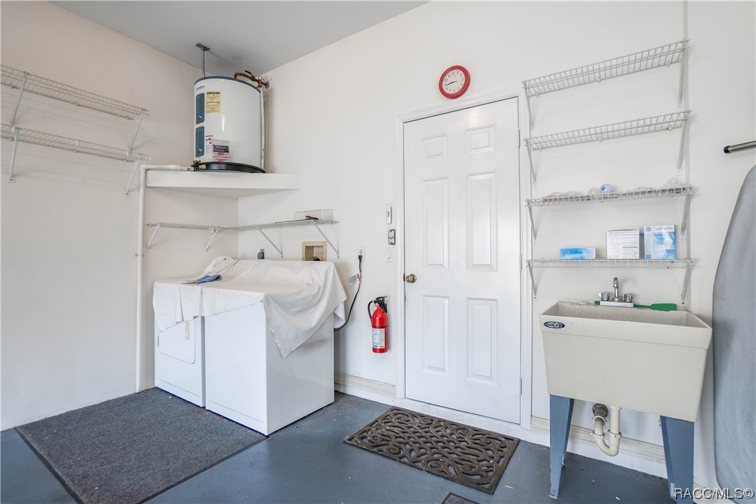 6838 E Queensbury Lane