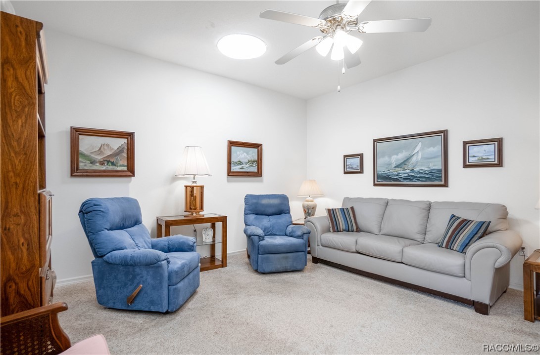 6838 E Queensbury Lane